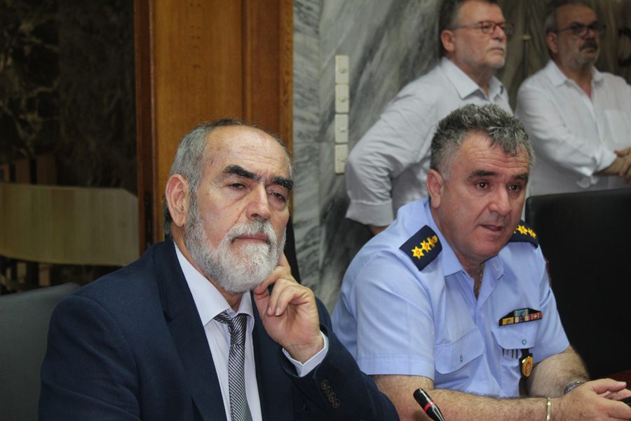Σε εγκάρδιο κλίμα πραγματοποιήθηκε η τελετή αδελφοποίησης της Λάρισας με την πόλη Μιραφλόρες του Περού (φωτο)