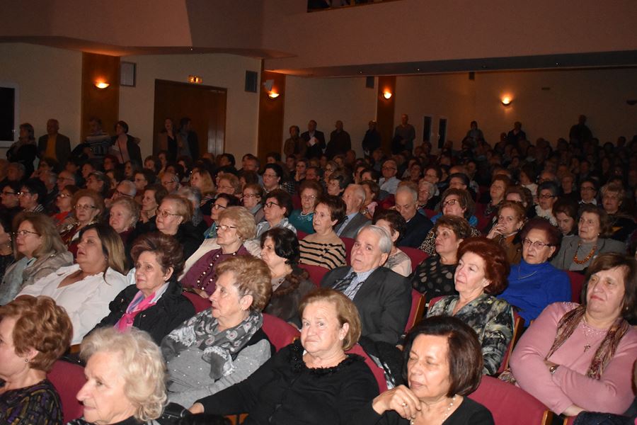 «Πλημμύρισε» μελωδίες το ΔΩΛ στο 5ο Χορωδιακό Φεστιβάλ της Κερκυραϊκής Χορωδίας Λάρισας (φωτο - βίντεο)