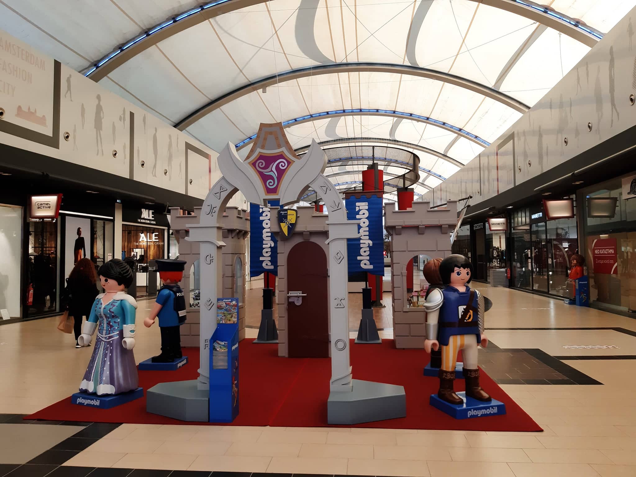 Playmobil Fashion City Outlet 1