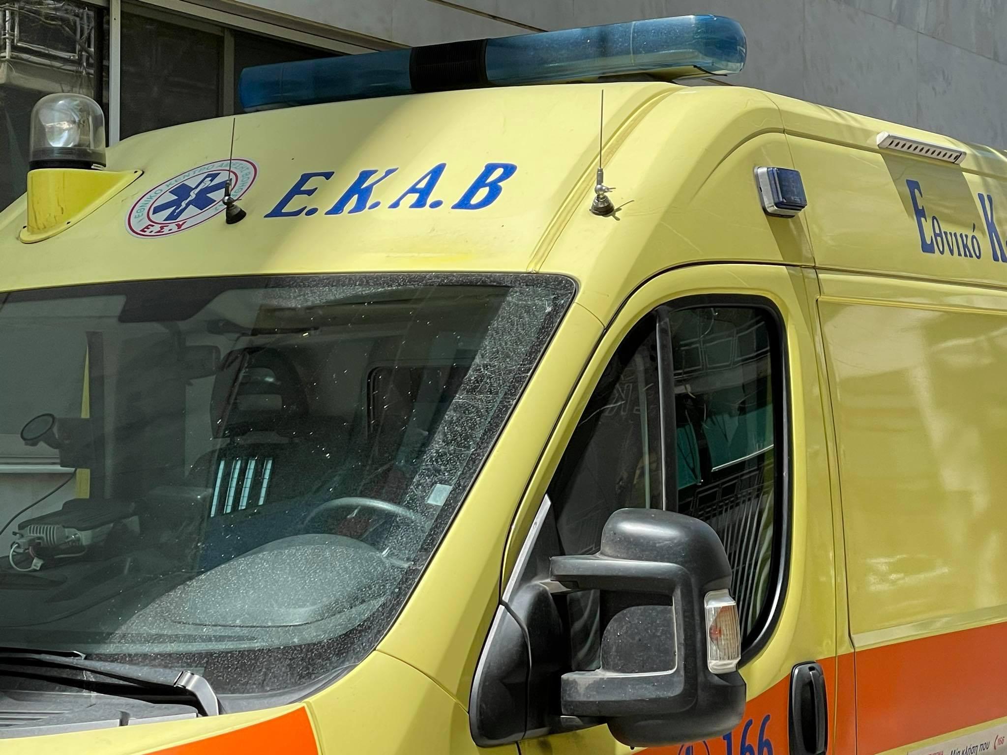 ΑΣΘΕΝΟΦΟΡΟ ΕΚΑΒ 44