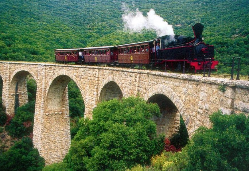pelion train 870x600 1