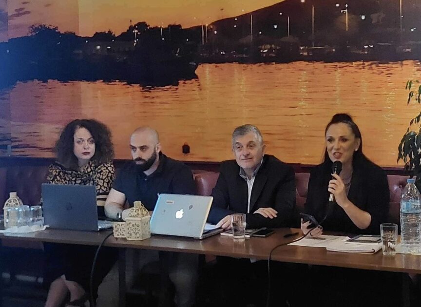 Γιώργος Σύρος για παιδική λογοτεχνία: Η αξία της ταυτότητας να απαλείψει τις αποδομητικές προσεγγίσεις Γιώργος Σύρος για παιδική λογοτεχνία: Η αξία της ταυτότητας να απαλείψει τις αποδομητικές προσεγγίσεις | NEWSFIRE.GR